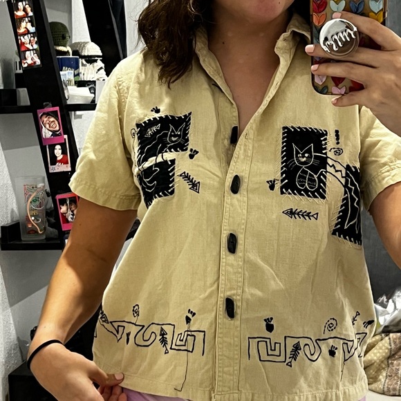 vintage embroidered cat tan button down shirt - Picture 2 of 11